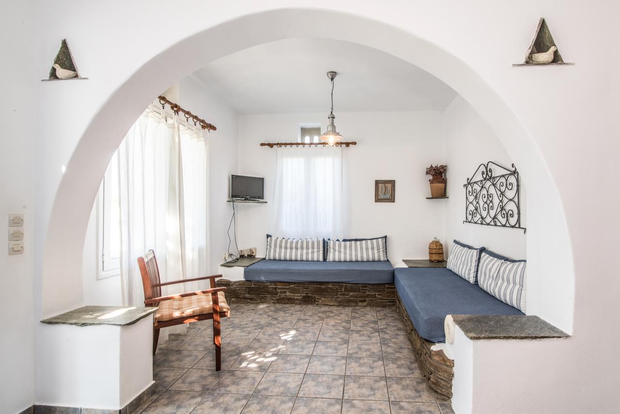 Albatross Holiday Apartments Agios Sostis  Buitenkant foto